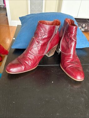 Vintage rare Fox&Fluevog ankle bootie